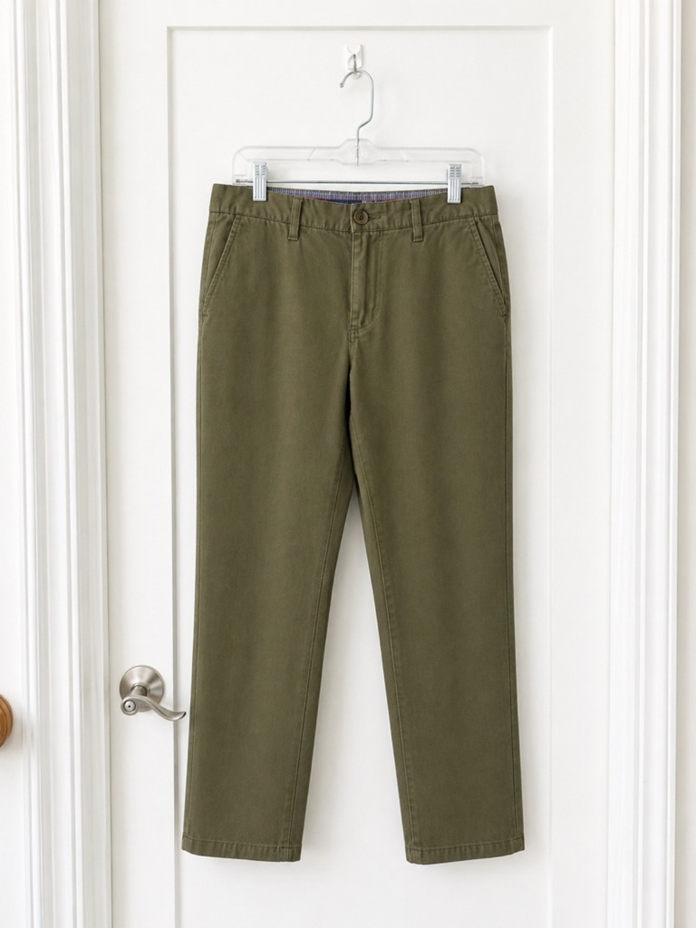 Tommy Hilfiger's rolled-hem chinos - Picture 2 of 3